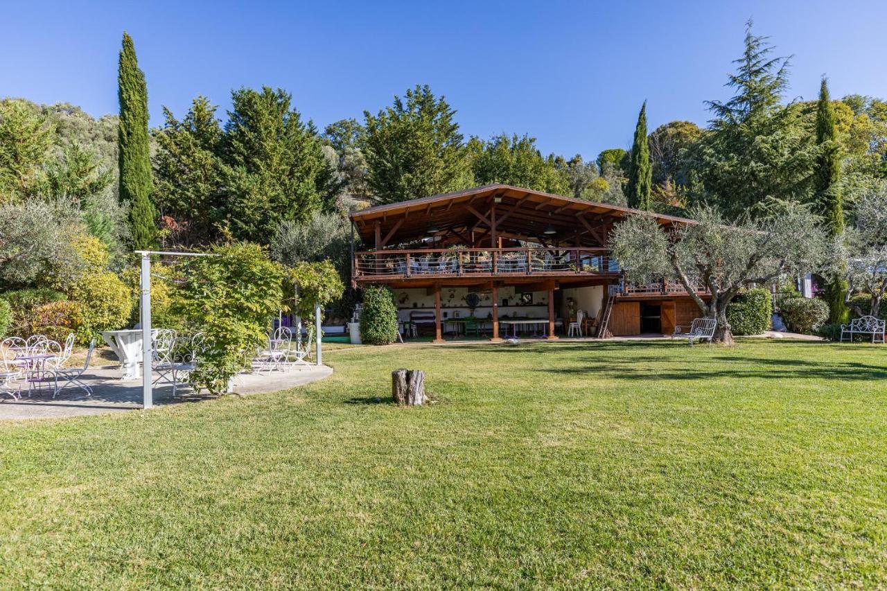 Ille-Roif Resort&Spa Fara in Sabina Exterior photo